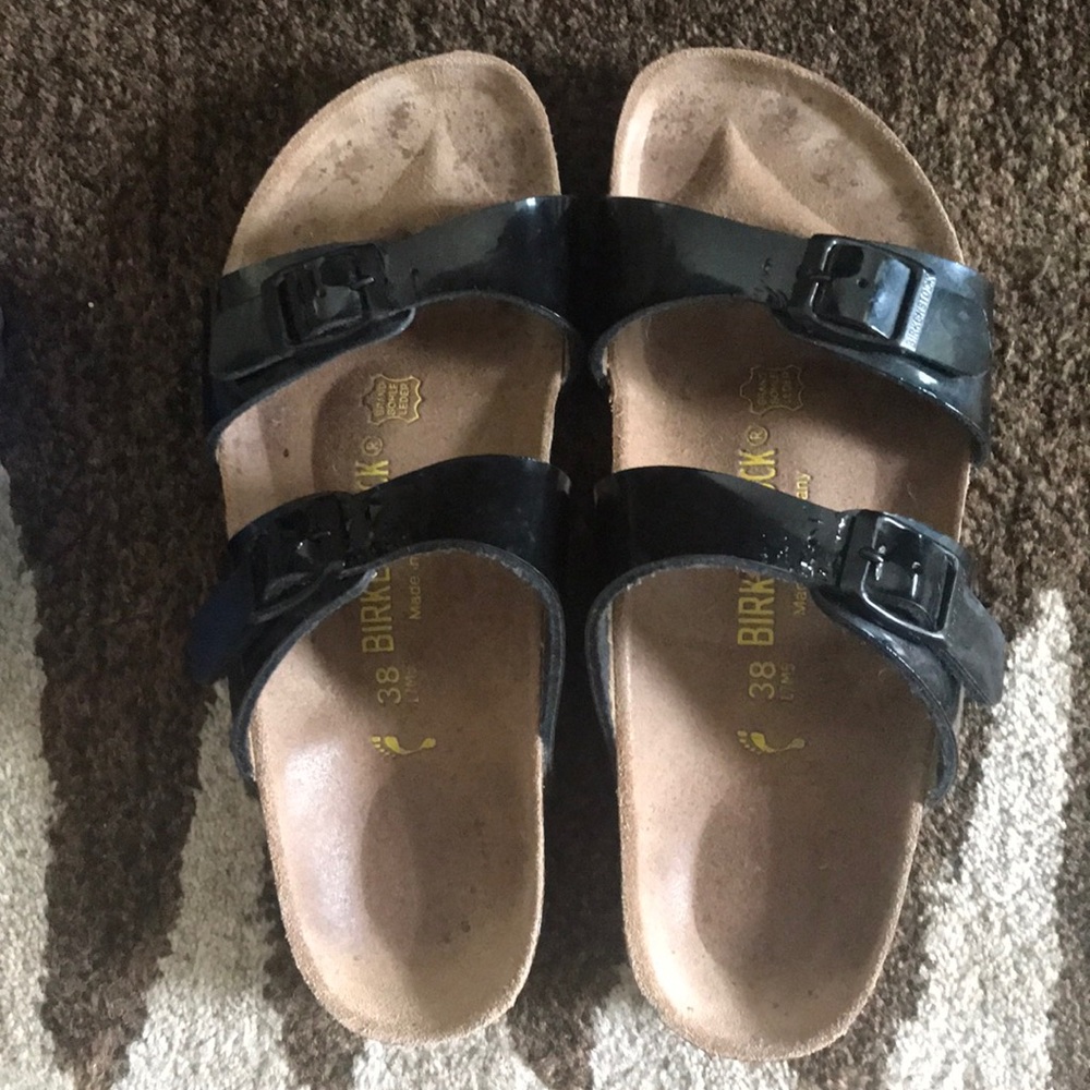 Sandals patent leather straps
